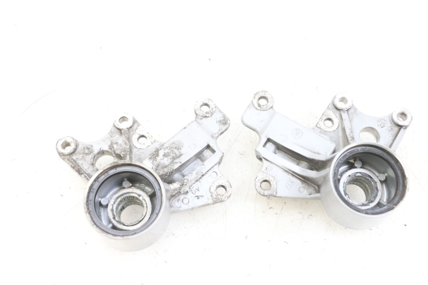 photo de SOPORTE PINZA DELANTERO PIAGGIO MP3 LT 400 (2007 - 2012) - Vista general del producto