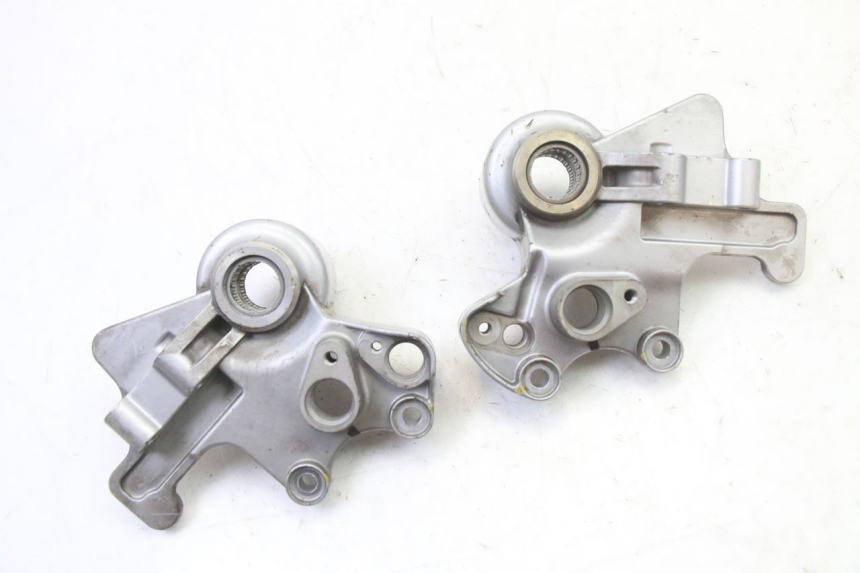 photo de SOPORTE PINZA DELANTERO PIAGGIO MP3 500 (2014 - 2016)