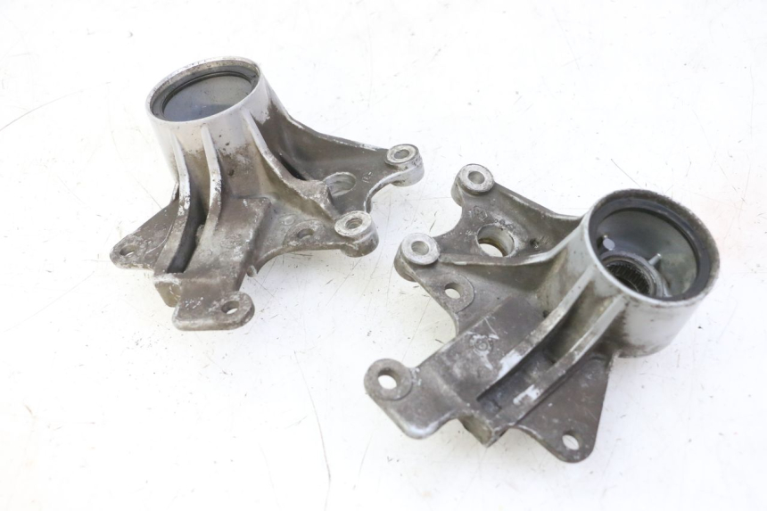 photo de SOPORTE PINZA DELANTERO PIAGGIO MP3 RL 250 (2007 - 2010)