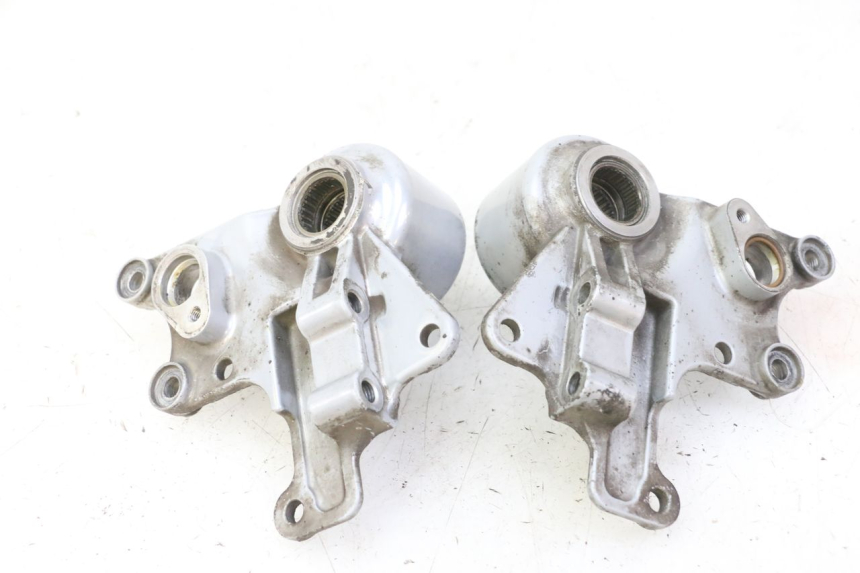 photo de SOPORTE PINZA DELANTERO PIAGGIO MP3 RL 250 (2007 - 2010)