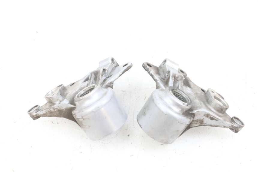 photo de SOPORTE PINZA DELANTERO PIAGGIO MP3 125 (2006 - 2014)