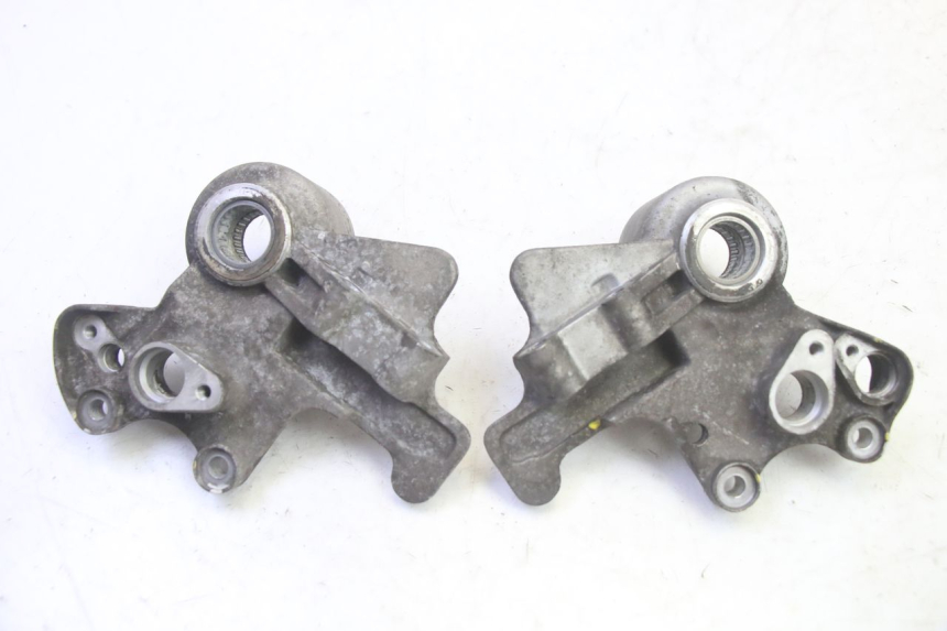 photo de SOPORTE PINZA DELANTERO PIAGGIO MP3 500 (2016 - 2018) - Vista principal