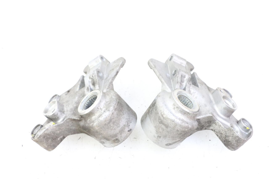 photo de SOPORTE PINZA DELANTERO PIAGGIO MP3 500 (2014 - 2016)