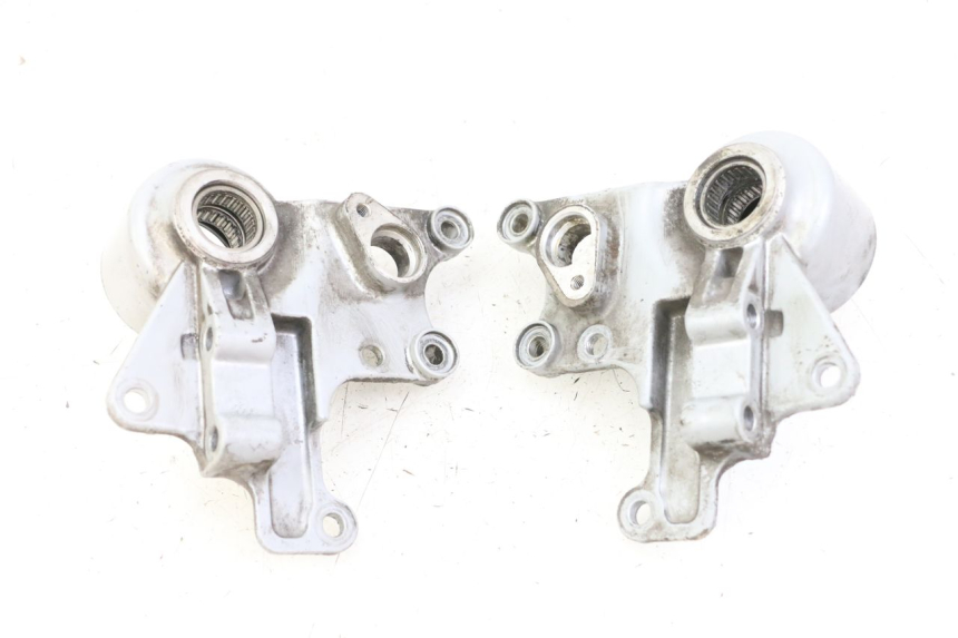 photo de SOPORTE PINZA DELANTERO PIAGGIO MP3 125 (2006 - 2014)