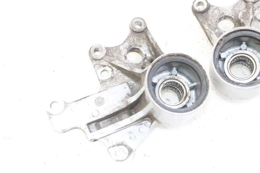 photo de SOPORTE PINZA DELANTERO PIAGGIO MP3 125 (2006 - 2014)