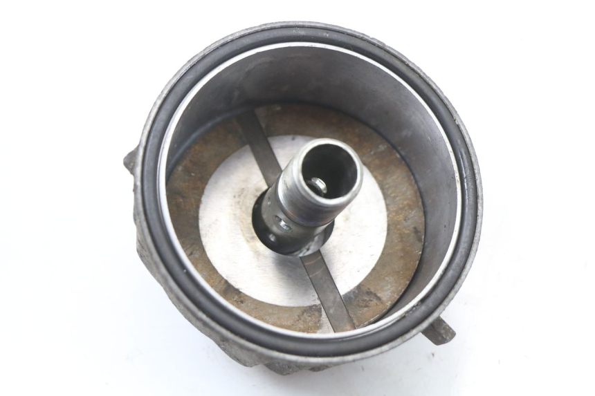 photo de SOPORTE FILTRO ACEITE YAMAHA XJ F 900 (1983 - 1994)