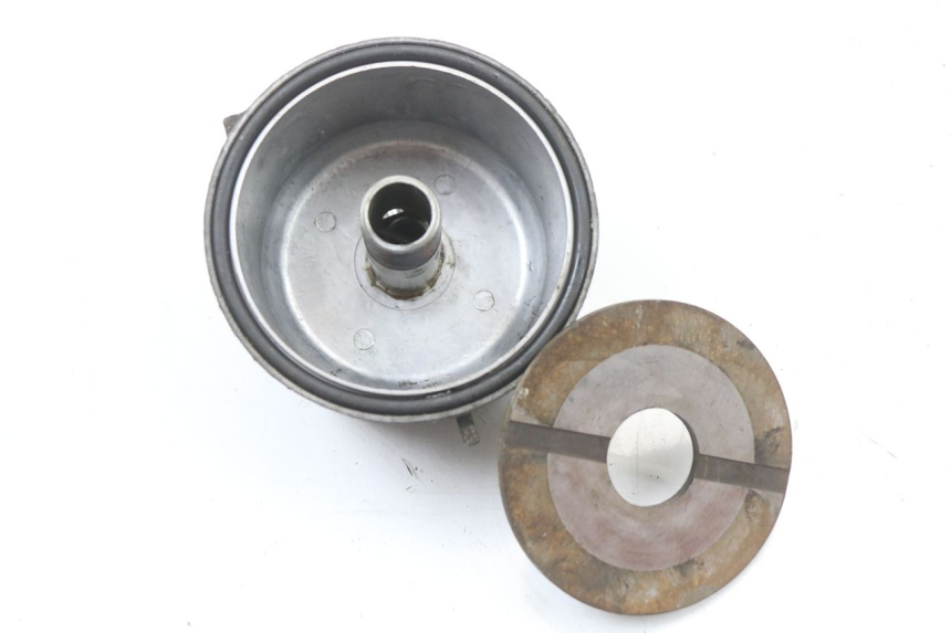 photo de SOPORTE FILTRO ACEITE YAMAHA XJ F 900 (1983 - 1994)