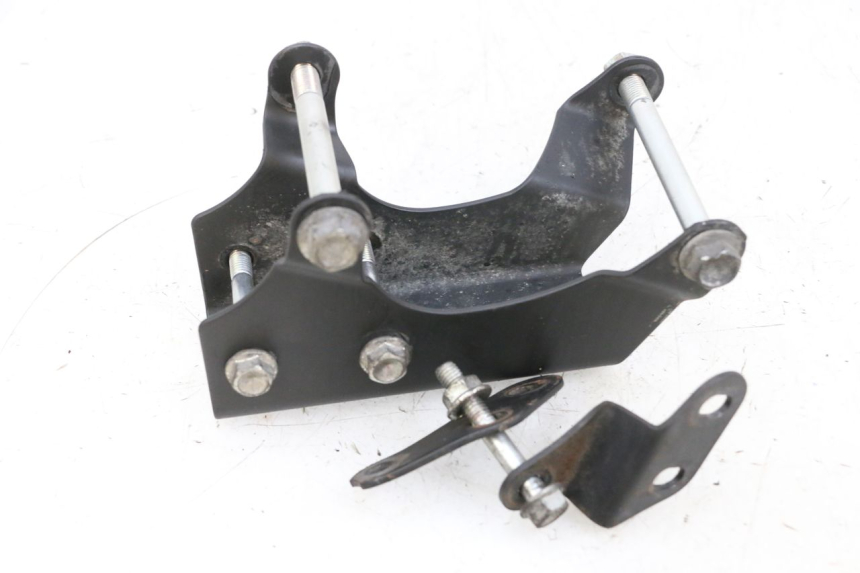 photo de SOPORTE MOTOR KSR CODE 125 (2018 - 2020) - Otra perspectiva