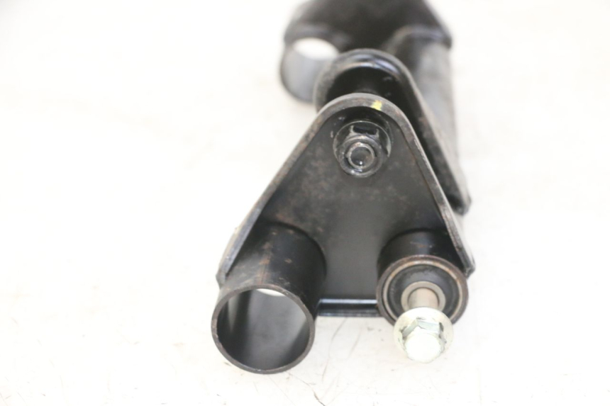 photo de SOPORTE MOTOR PEUGEOT KISBEE 2T 50 (2018 - 2022)