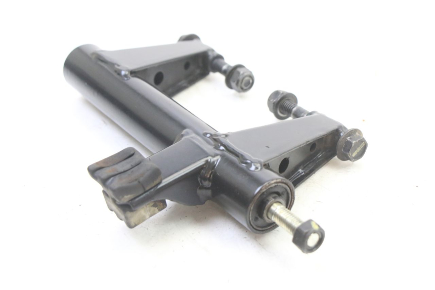 photo de SOPORTE DEL MOTOR PEUGEOT KISBEE 4T 50 (2018 - 2022)