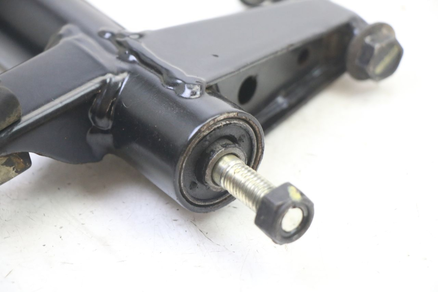 photo de SOPORTE DEL MOTOR PEUGEOT KISBEE 4T 50 (2018 - 2022)
