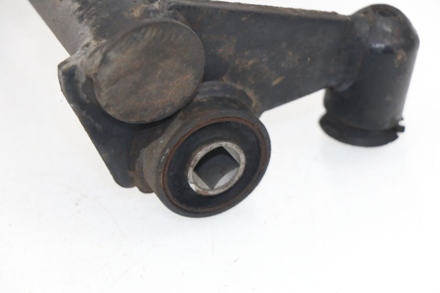 photo de SOPORTE DEL MOTOR KYMCO AGILITY 4T 50 (2005 - 2018)