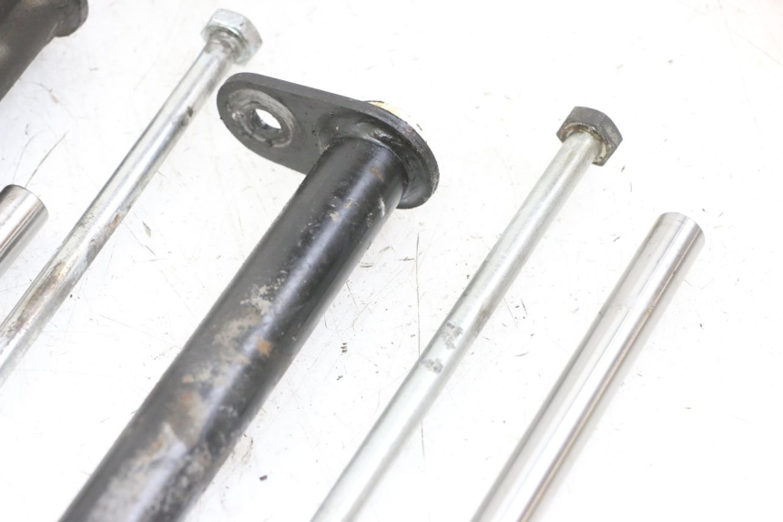 photo de SOPORTE DEL MOTOR PIAGGIO MP3 LT 400 (2007 - 2012)