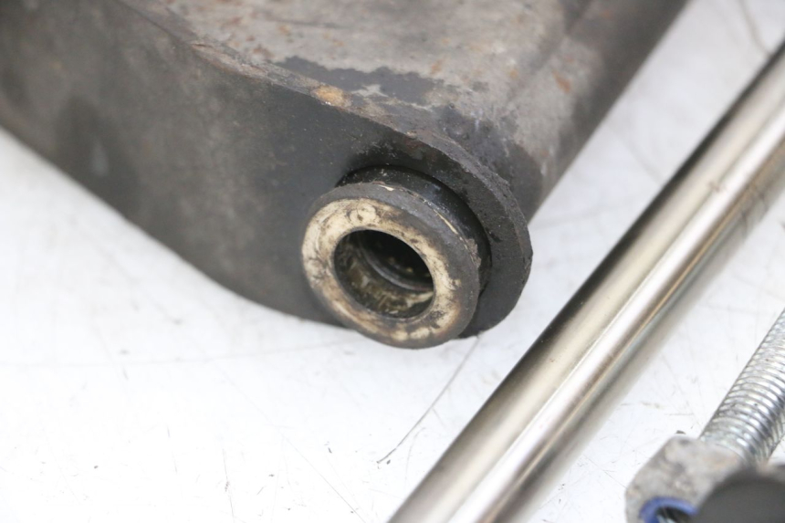 photo de SOPORTE DEL MOTOR PIAGGIO MP3 LT 400 (2007 - 2012)