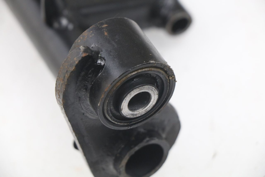 photo de SOPORTE DEL MOTOR SYM ORBIT 2 4T 50 (2018 - 2022) - Zoom estado de uso