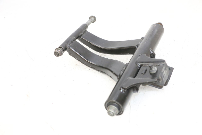 photo de SOPORTE DEL MOTOR SYM ORBIT III 3 4T 50 (2018 - 2021) - Zoom estado de uso