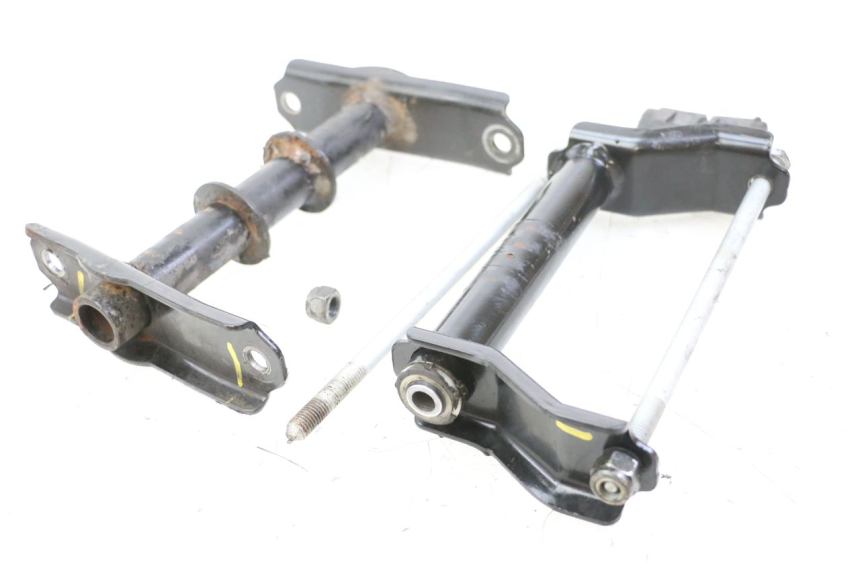 photo de SOPORTE DEL MOTOR PEUGEOT CITYSTAR 125 (2011 - 2017)