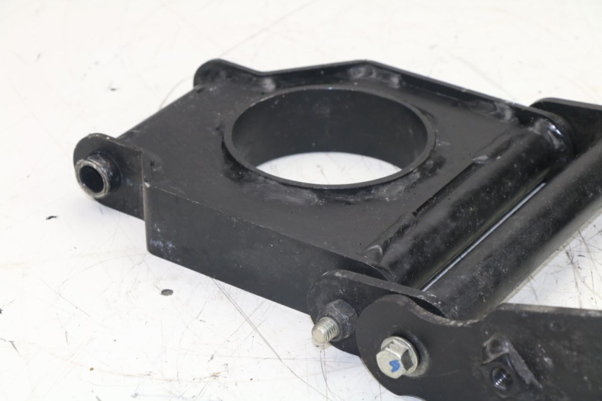 photo de SOPORTE MOTOR PEUGEOT METROPOLIS 400 (2011 - 2016)