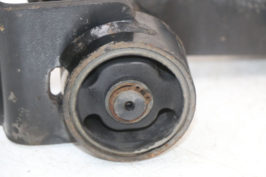 photo de SOPORTE MOTOR PIAGGIO FLY 4T 50 (2004 - 2010)