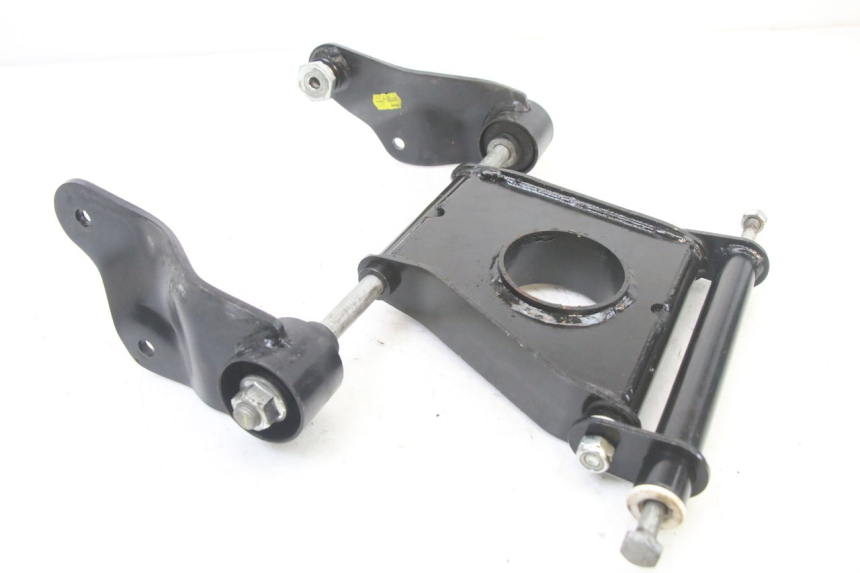 photo de SOPORTE DEL MOTOR PIAGGIO MP3 500 (2014 - 2016)