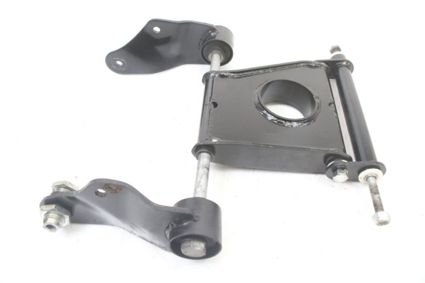 photo de SOPORTE DEL MOTOR PIAGGIO MP3 500 (2014 - 2016)