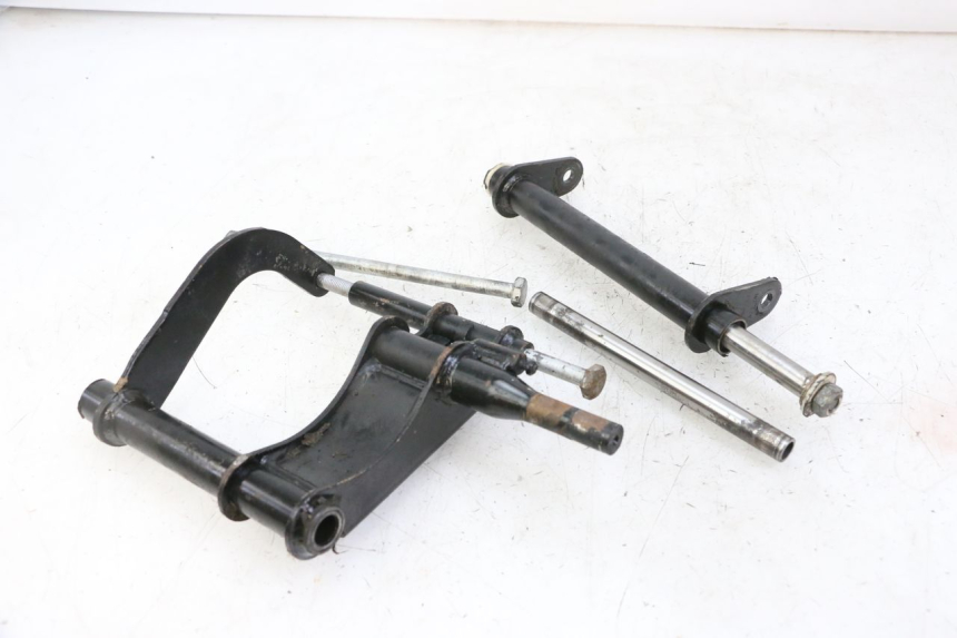 photo de SOPORTE MOTOR PIAGGIO MP3 125 (2006 - 2014)