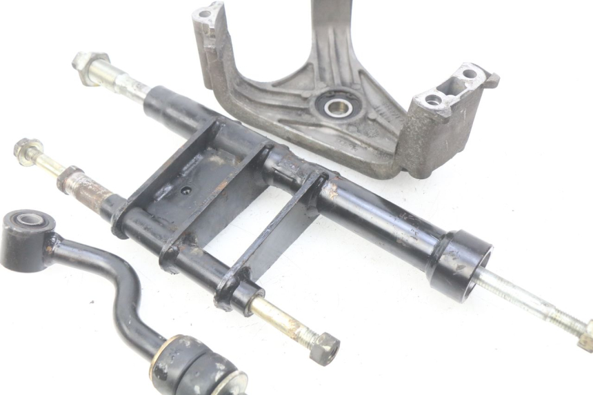 photo de SOPORTE DEL MOTOR PIAGGIO X9 EVOLUTION 500 (2003 - 2005)