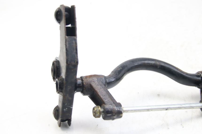 photo de SOPORTE DEL MOTOR DAELIM S3 125 (2010 - 2017)