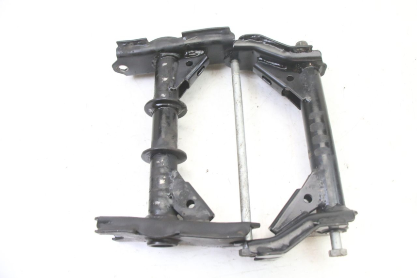 photo de SOPORTE MOTOR PEUGEOT SATELIS 125 (2013 - 2018)