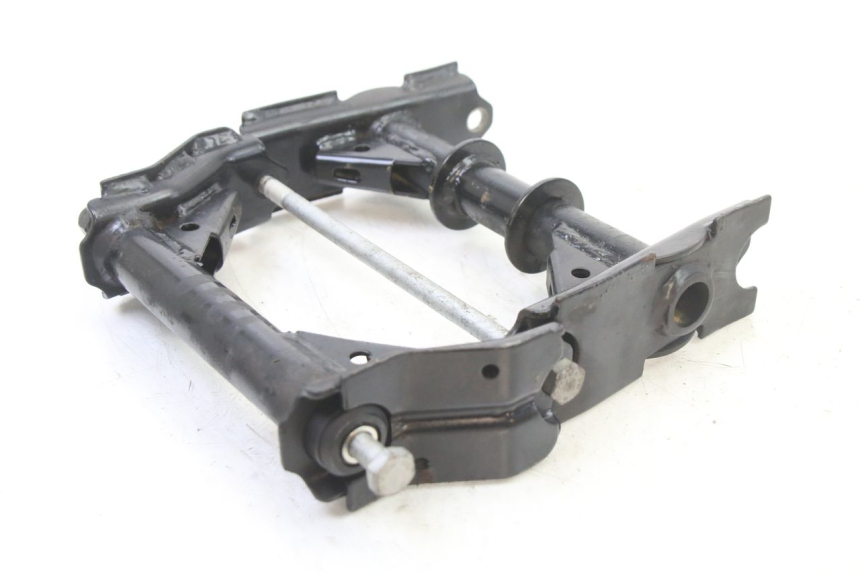 photo de SOPORTE MOTOR PEUGEOT SATELIS 125 (2013 - 2018)