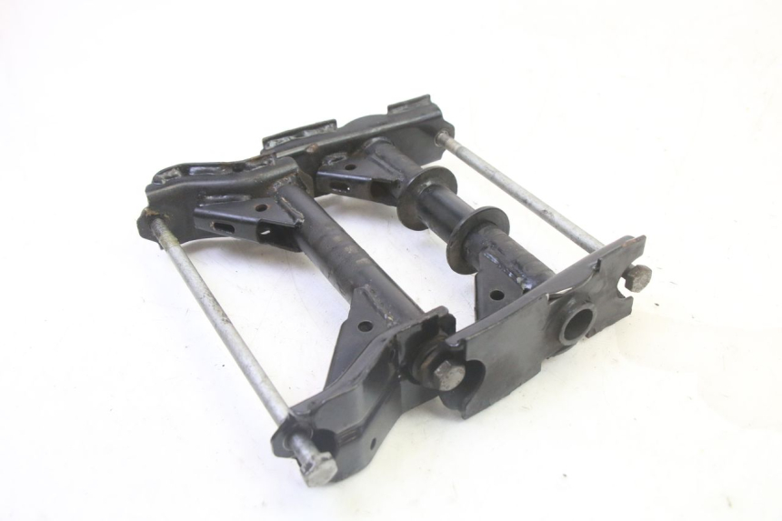 photo de SOPORTE MOTOR PEUGEOT SATELIS 125 (2013 - 2018)