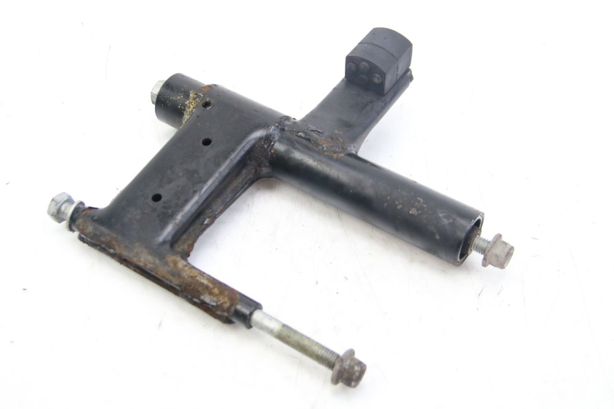 photo de SOPORTE DEL MOTOR APRILIA SCARABEO 4T 50 (2009 - 2017)