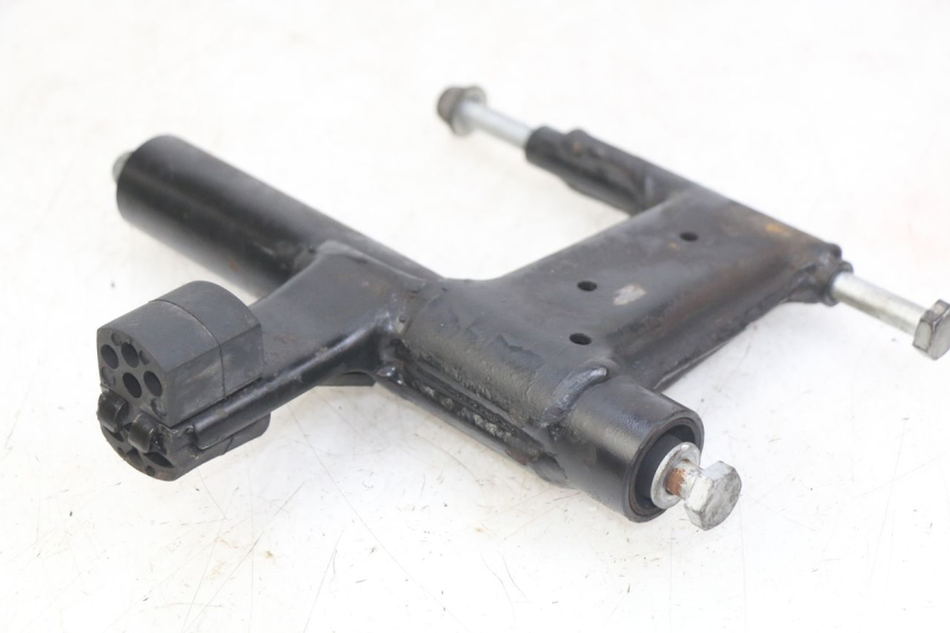 photo de SOPORTE DEL MOTOR APRILIA SCARABEO 100 (2003 - 2012)