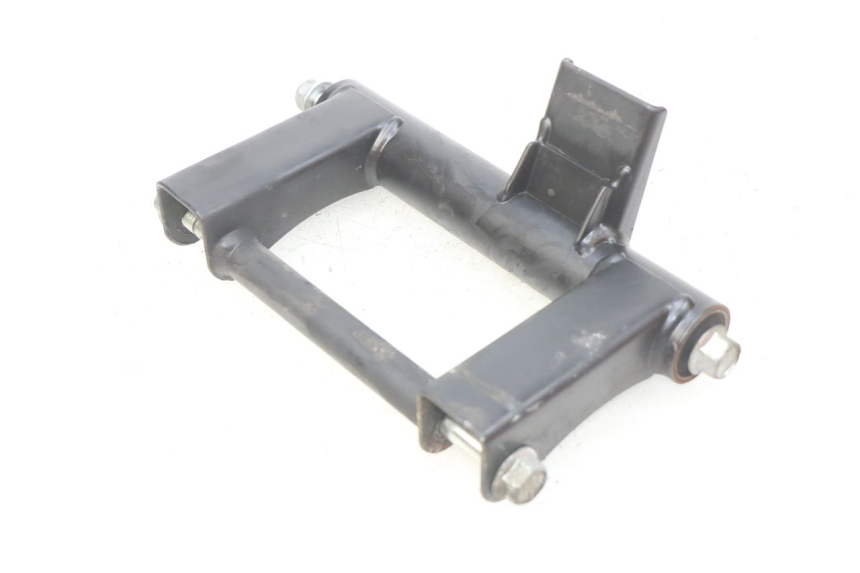 photo de SOPORTE DEL MOTOR SUZUKI SIXTEEN 125 (2008 - 2010)