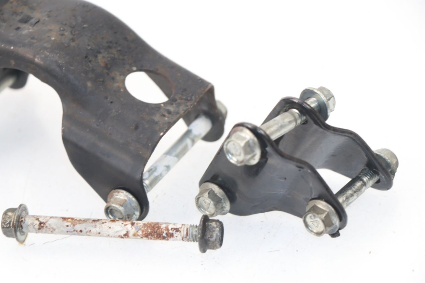 photo de SOPORTE MOTOR SUZUKI TU X TUX VOLTY 125 (1999 - 2001)