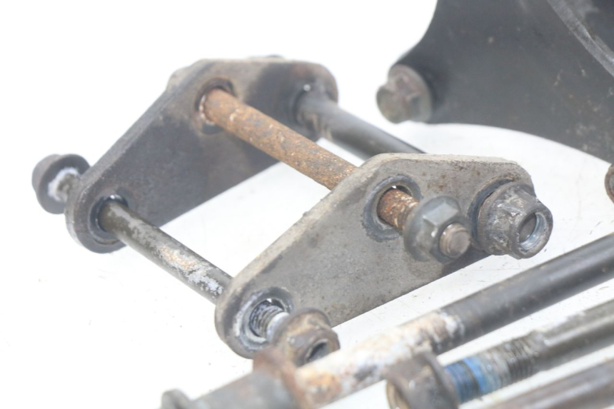 photo de SOPORTE DEL MOTOR SUZUKI XF FREEWIND 650 (1997 - 2003)