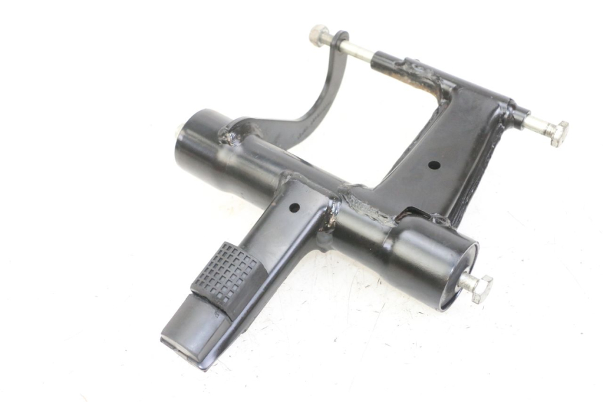 photo de SOPORTE DEL MOTOR APRILIA SXR 50 (2021 - 2023)