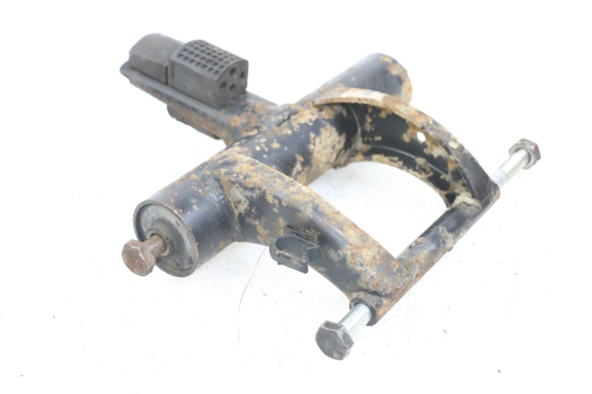 photo de SOPORTE DEL MOTOR PIAGGIO TYPHOON 80 (1994 - 1997)