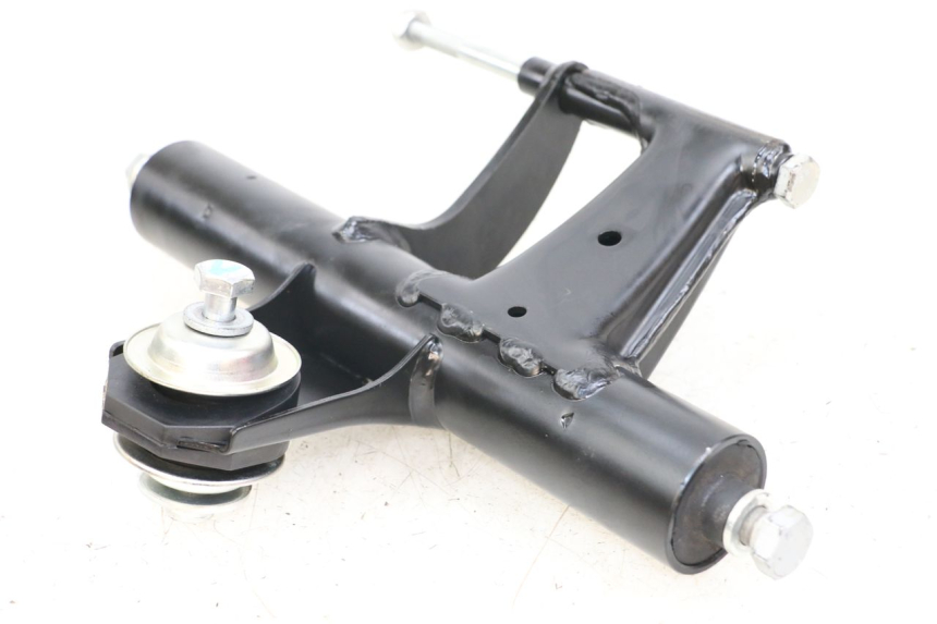 photo de SOPORTE MOTOR PIAGGIO VESPA PRIMAVERA 4T 50 (2021 - 2024)