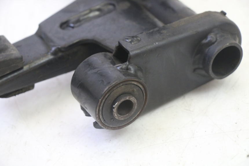 photo de SOPORTE MOTOR PEUGEOT VIVACITY NEW 4T 50 (2008 - 2017)