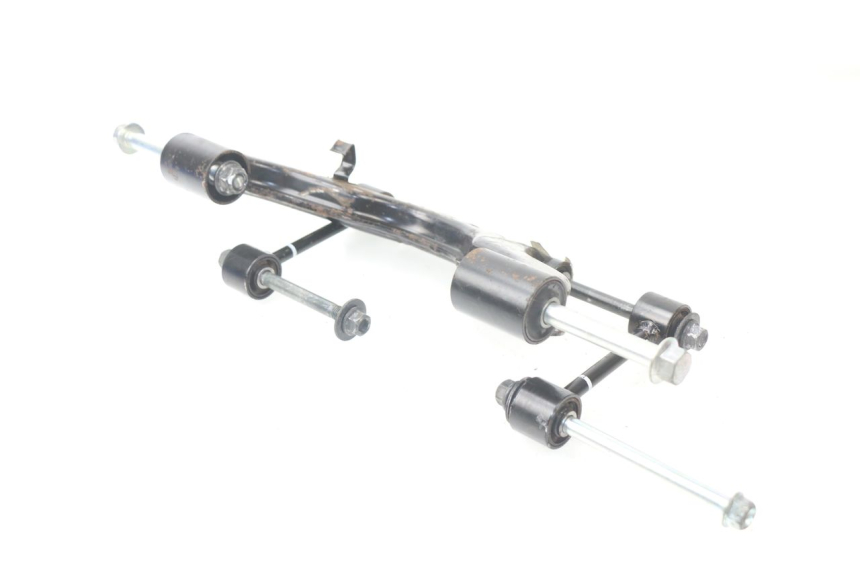 photo de SOPORTE MOTOR YAMAHA XMAX X-MAX ABS 125 (2014 - 2016) - Primer plano técnico