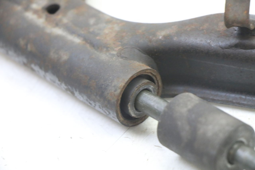 photo de SOPORTE DEL MOTOR YAMAHA XMAX X-MAX 125 (2006 - 2009)