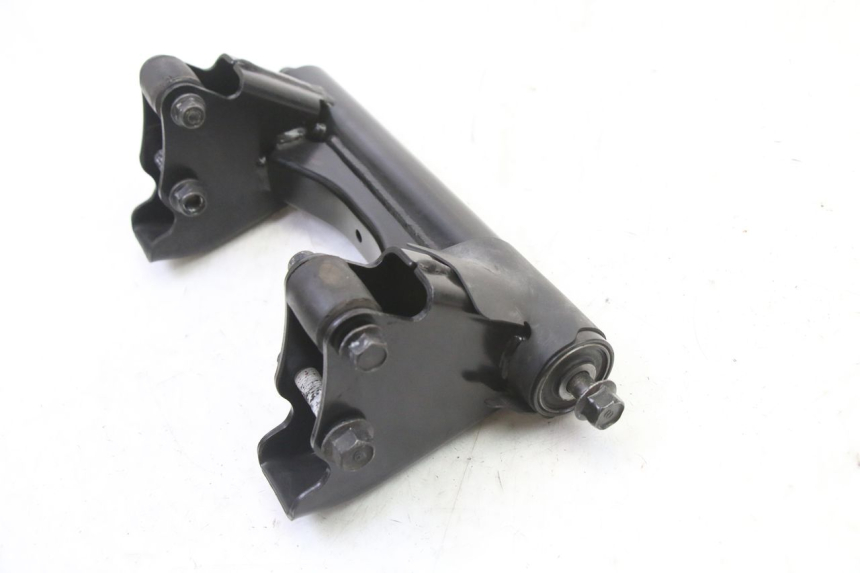 photo de SOPORTE MOTOR YAMAHA XMAX X-MAX 125 (2021 - 2025)