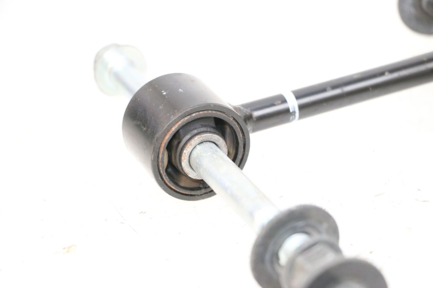 photo de SOPORTE DEL MOTOR YAMAHA X-MAX XMAX 125 (2010 - 2013) - Marcados y referencias originales