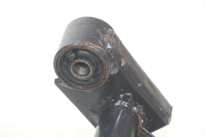 photo de SOPORTE DEL MOTOR YIYING YY125T 125 (2006 - 2014)