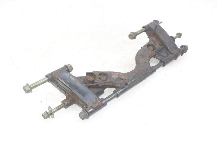 photo de SOPORTE DEL MOTOR YAMAHA YP MAJESTY 400 (2004 - 2008)