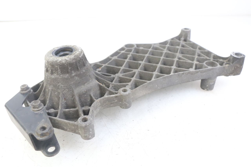 photo de SOPORTE DE ESCAPE APRILIA ATLANTIC 500 (2002 - 2003)