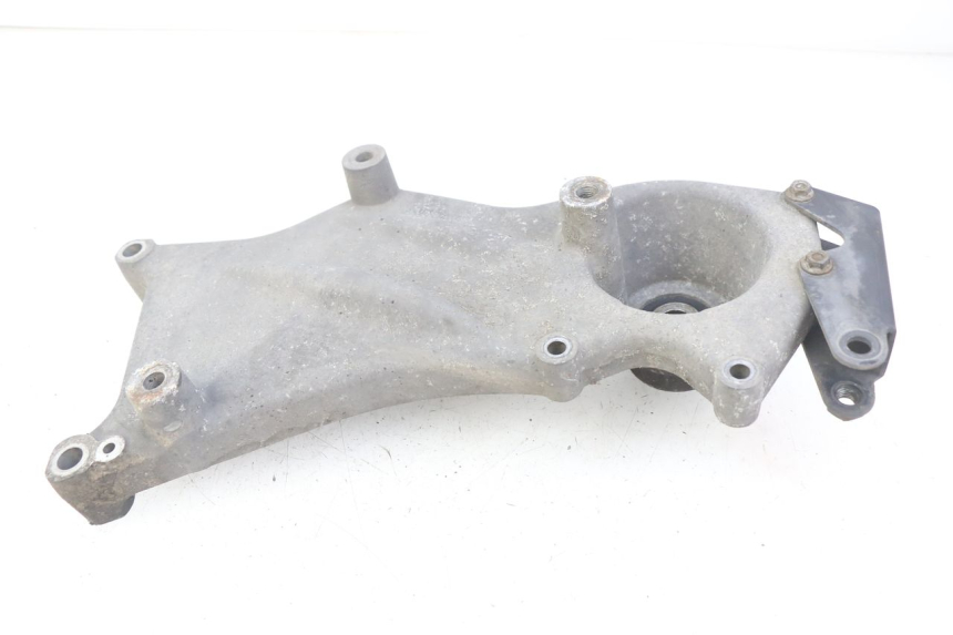 photo de SOPORTE DE ESCAPE APRILIA ATLANTIC 500 (2002 - 2003)