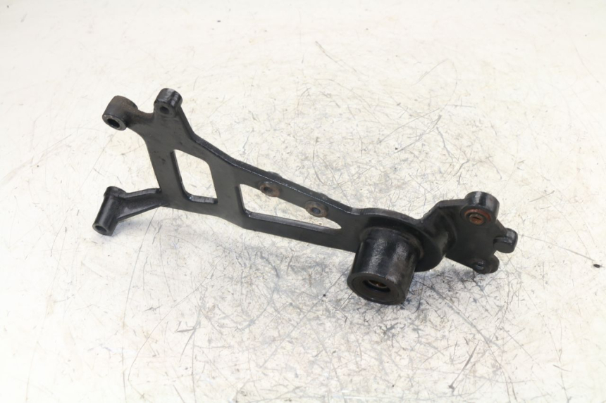 photo de SOPORTE DE ESCAPE JONWAY AZTRAL 125 (2008 - 2017)