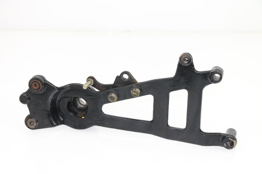 photo de SOPORTE DE ESCAPE JONWAY AZTRAL 125 (2008 - 2017)
